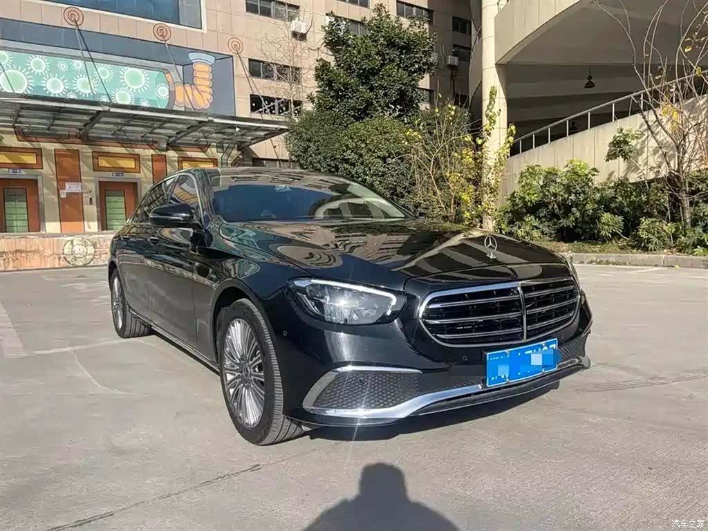Mercedes-Benz E-Class, 2021 3