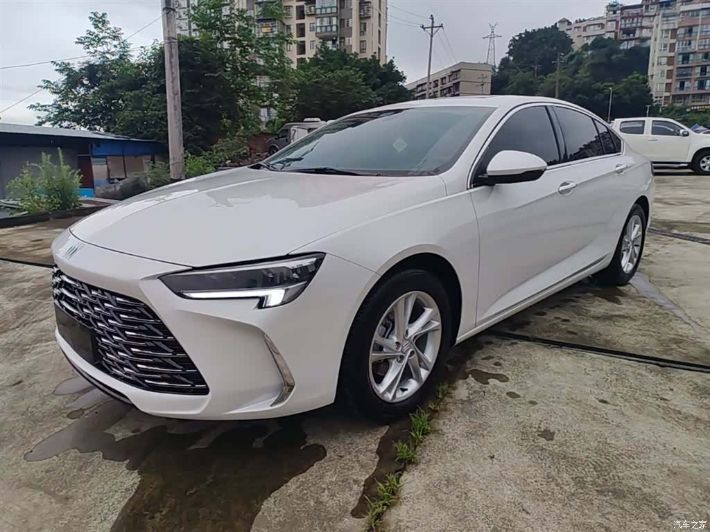 Buick Regal, 2025 1