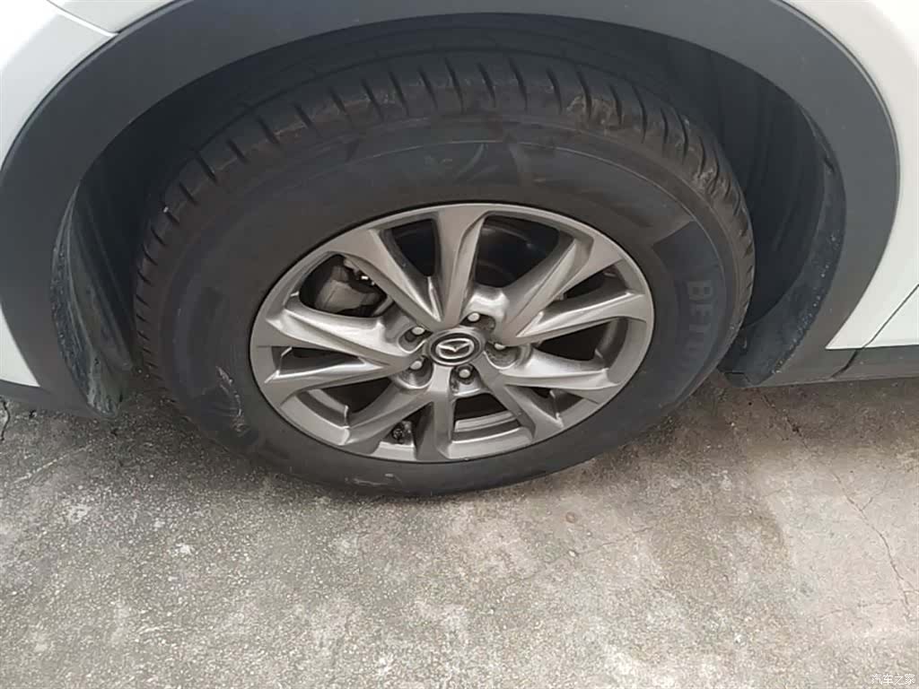 Mazda CX-4, 2019 23