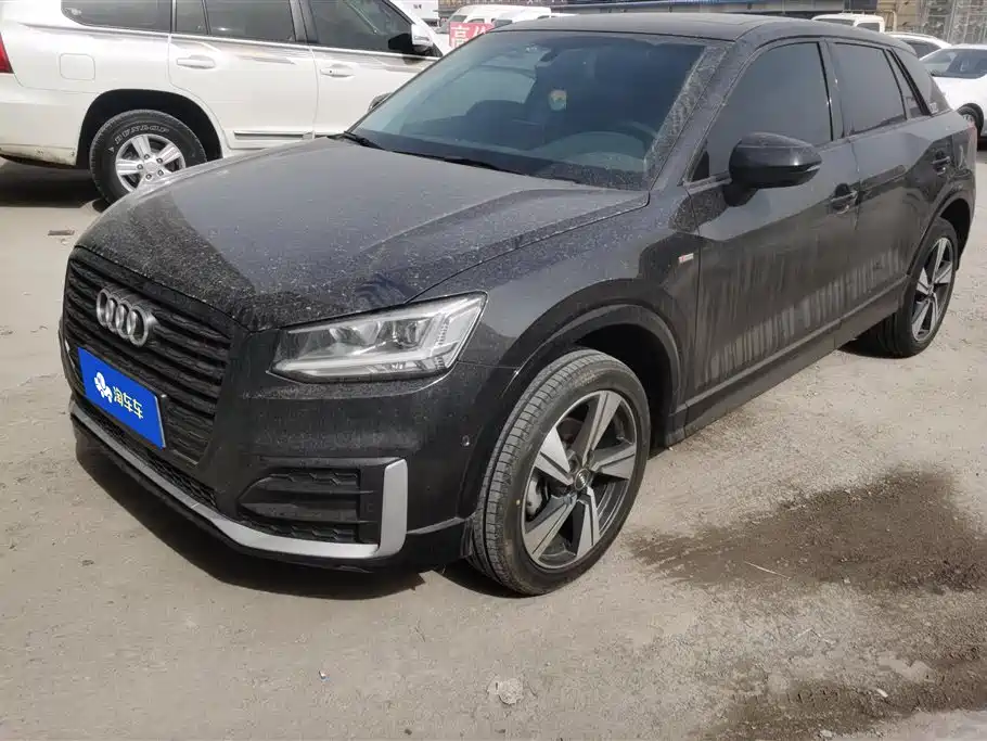 Audi Q2L