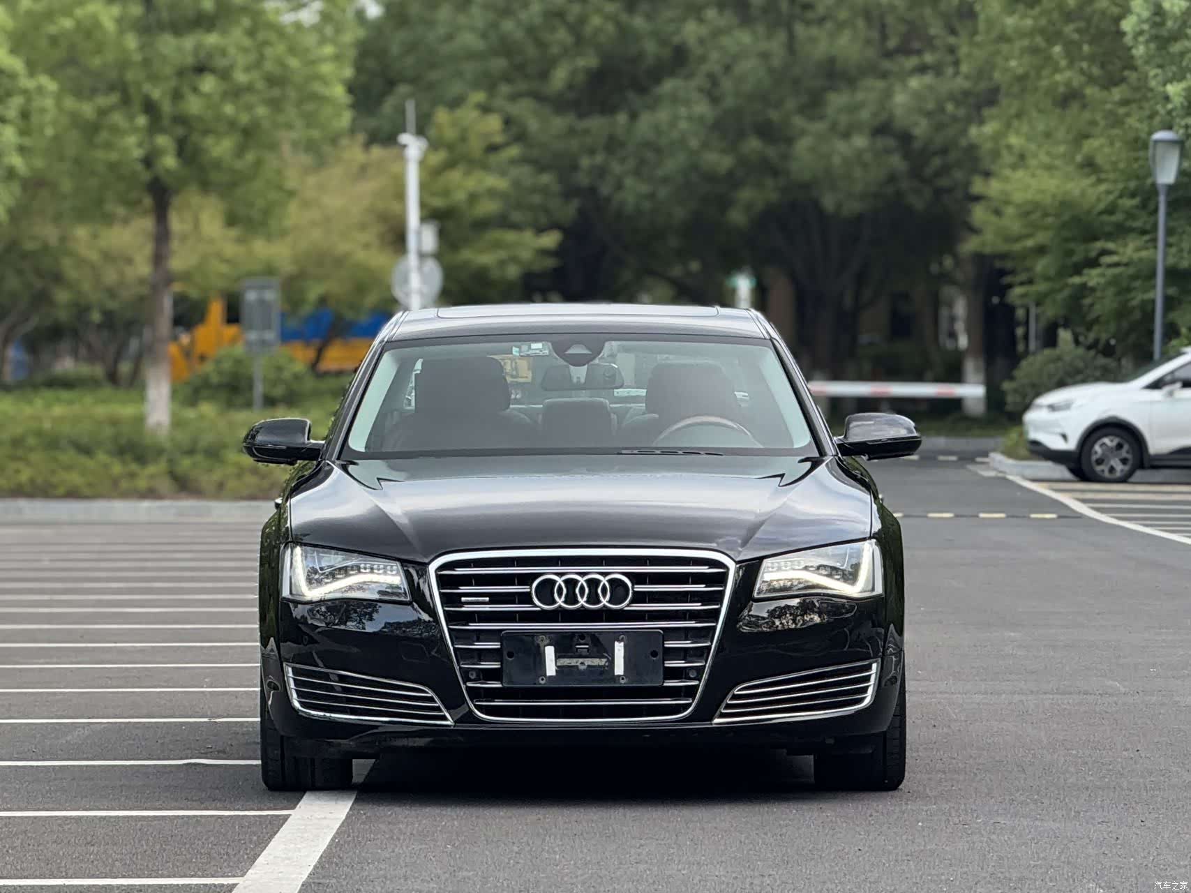 Audi A8L, 2013 2