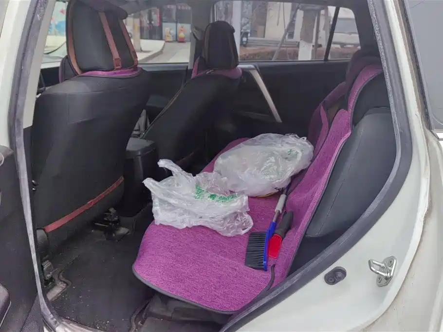 Toyota RAV4 Rongfang