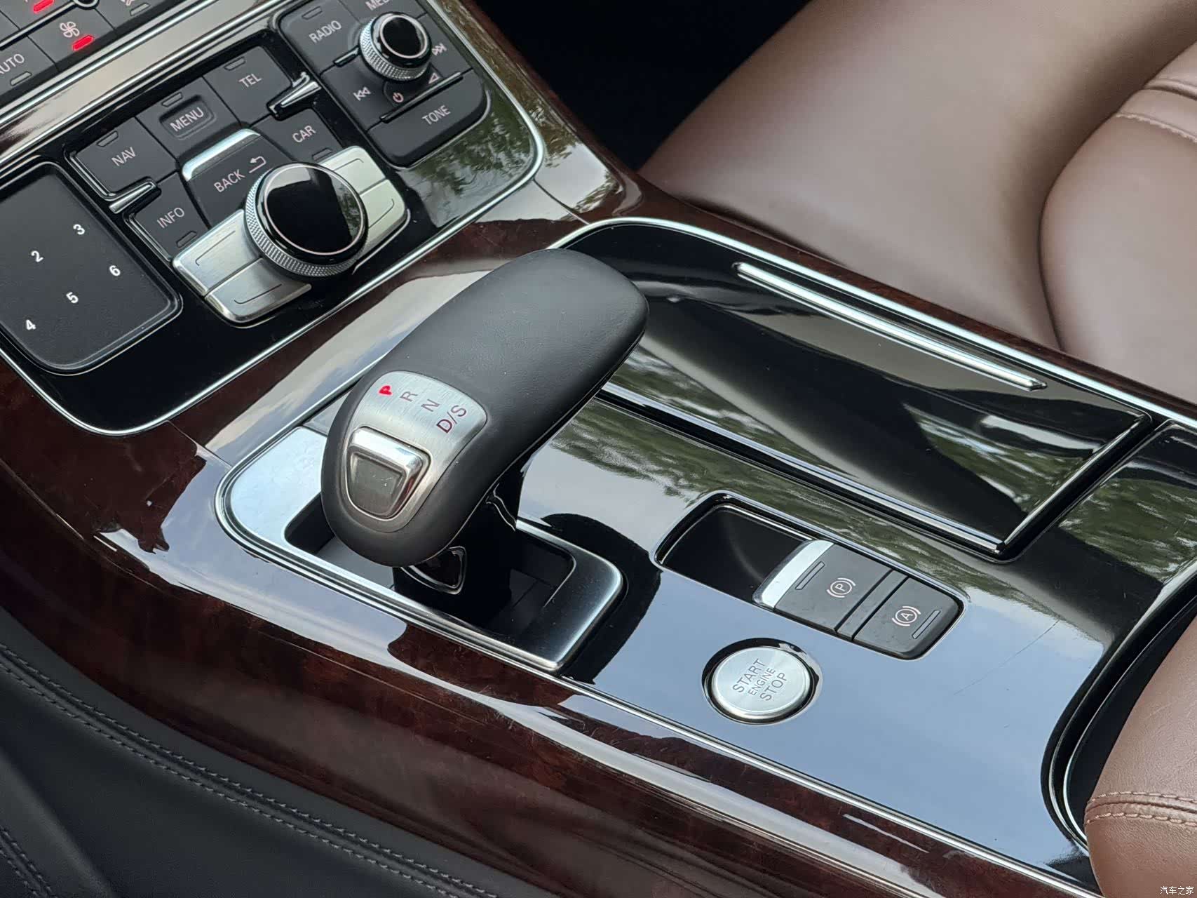 Audi A8L, 2013 15