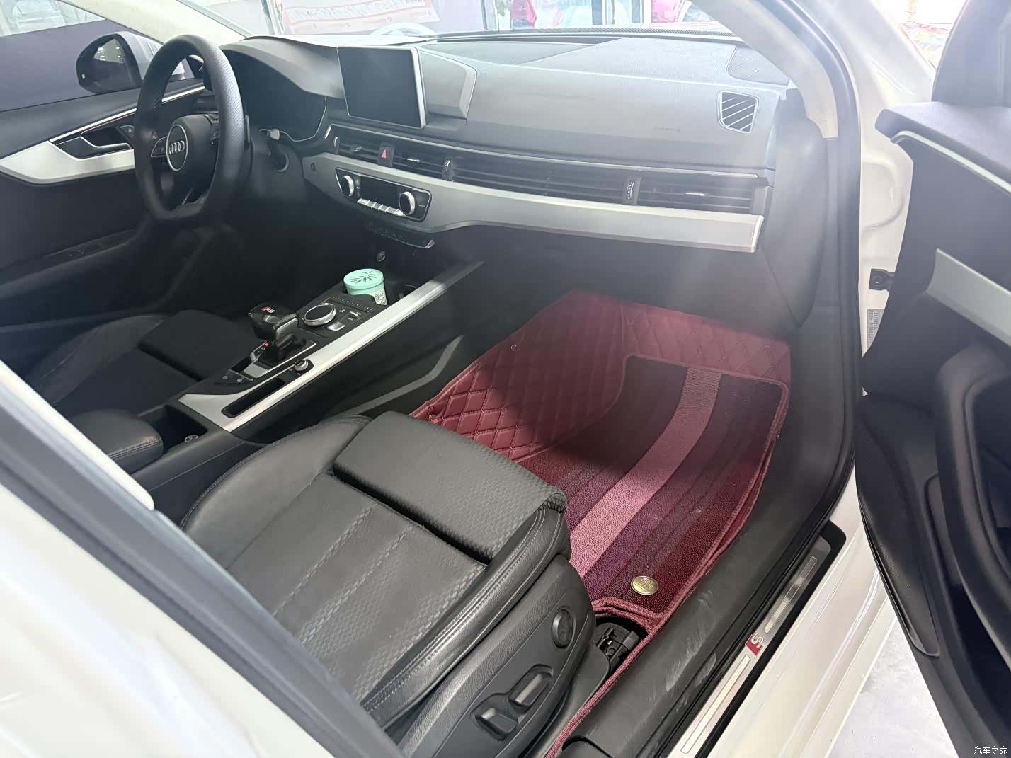 Audi A4L, 2018 14