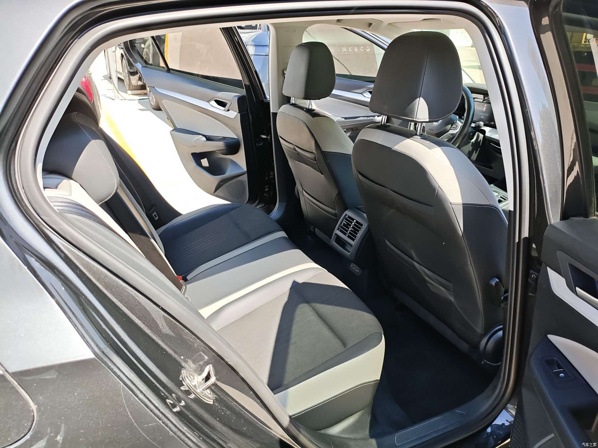 Volkswagen Golf, 2022 9