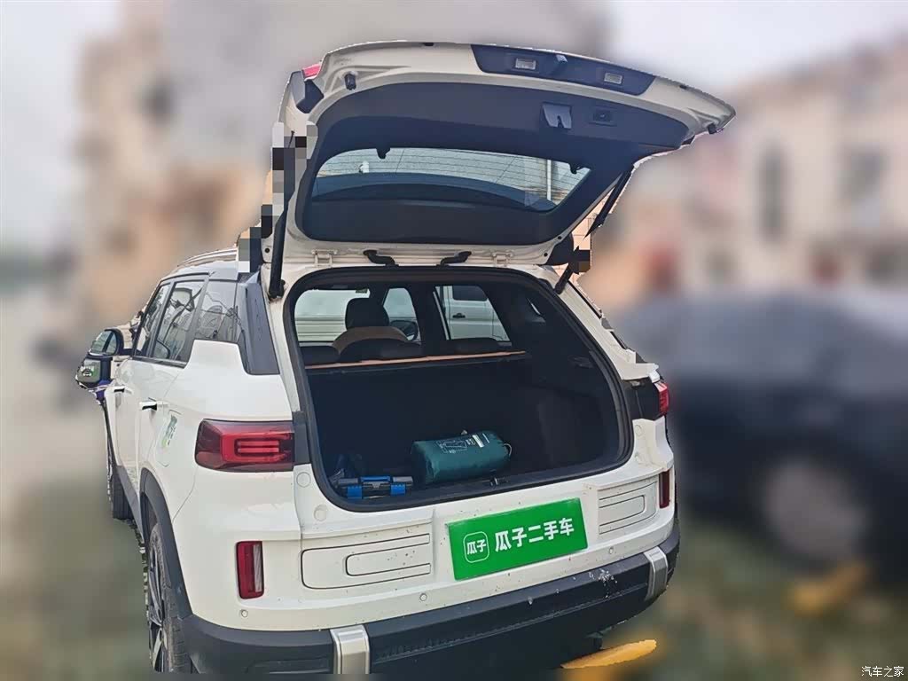 Geely Icon, 2022 10