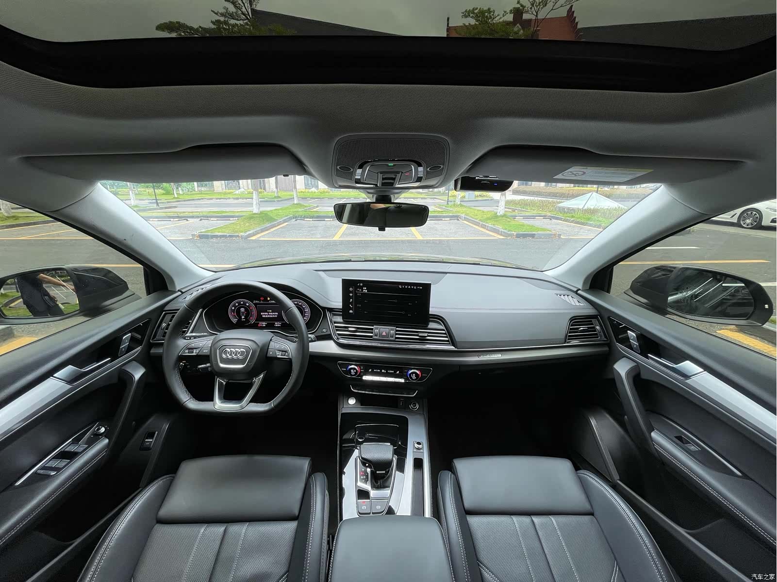 Audi Q5L, 2025 17