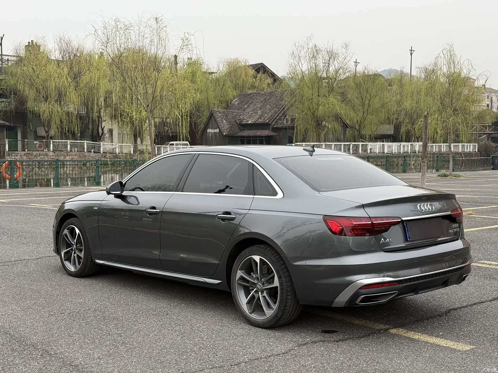 Audi A4L, 2021 10