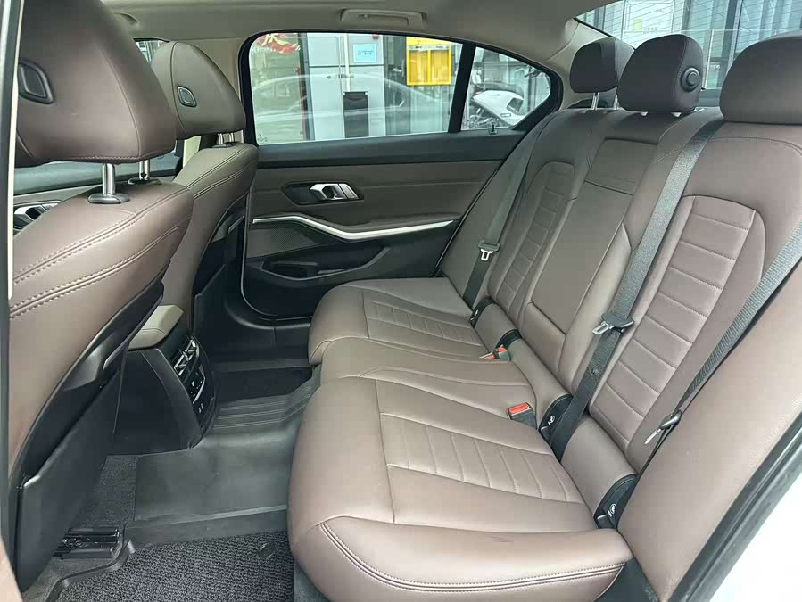BMW 3 Series 2020, фото 6