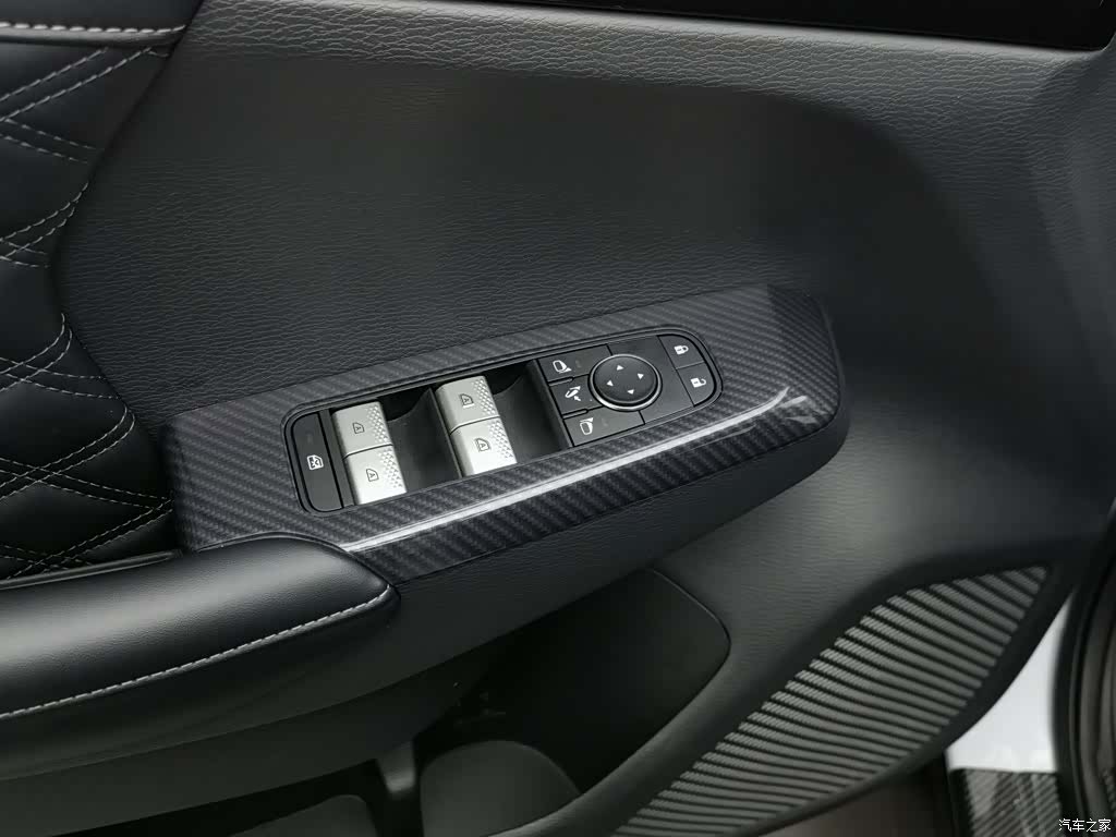 Mitsubishi Outlander, 2023 9