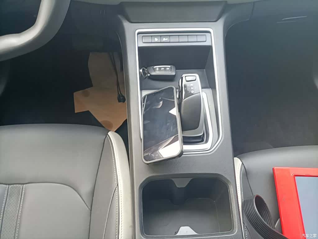 DongFeng E70, 2023 6