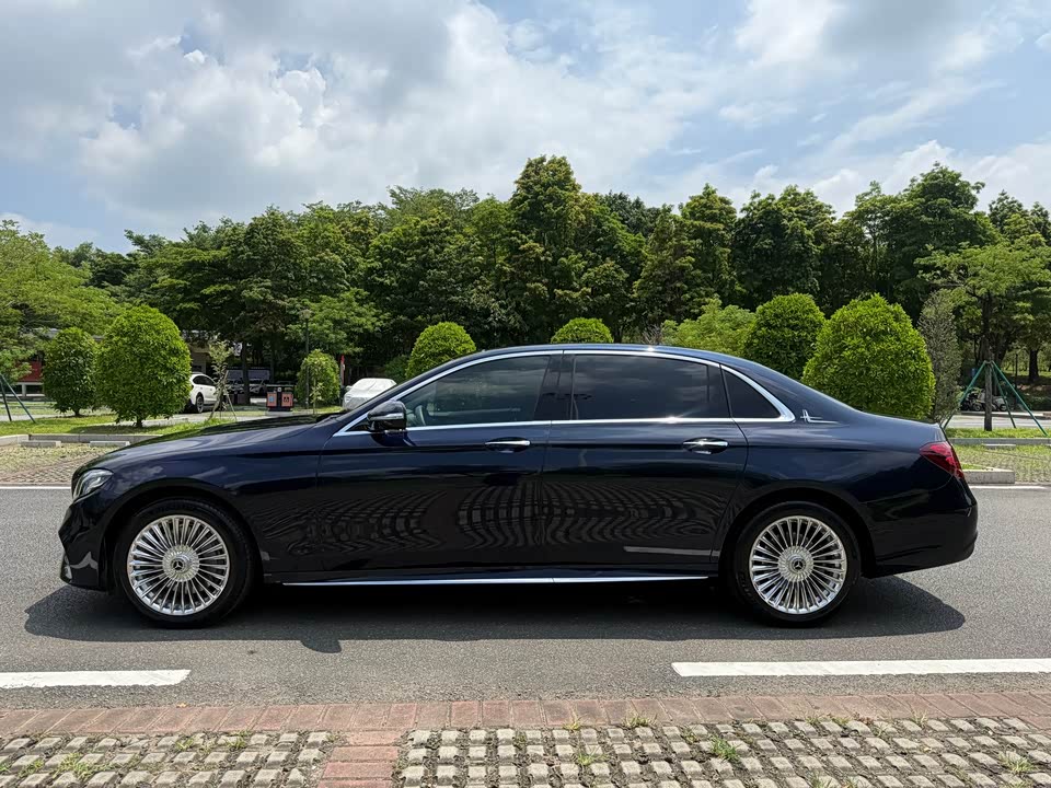 Mercedes-Benz E-class Mercedes-Benz E-class