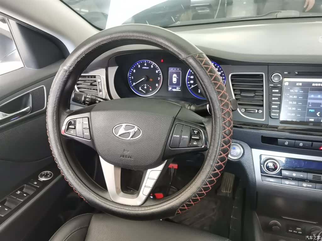 Hyundai GLS, 2015 11