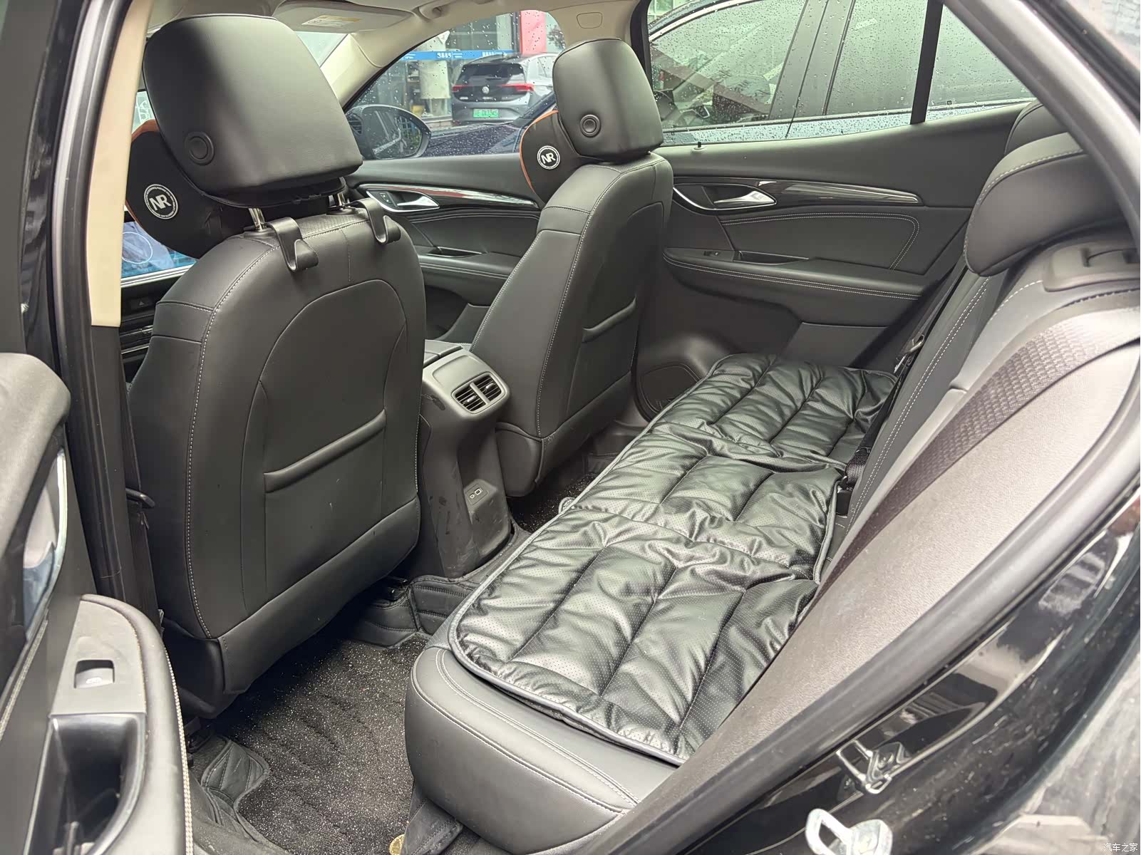 Buick Envision, 2020 4