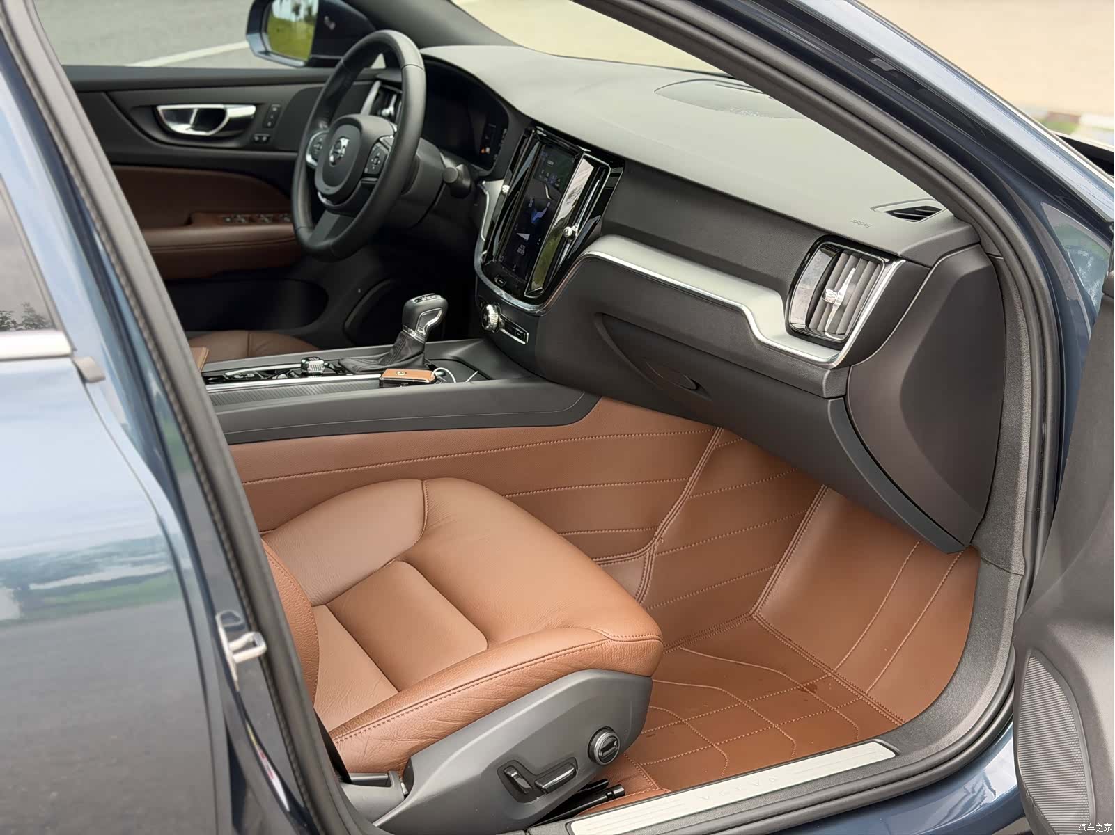 Volvo S60, 2021 14