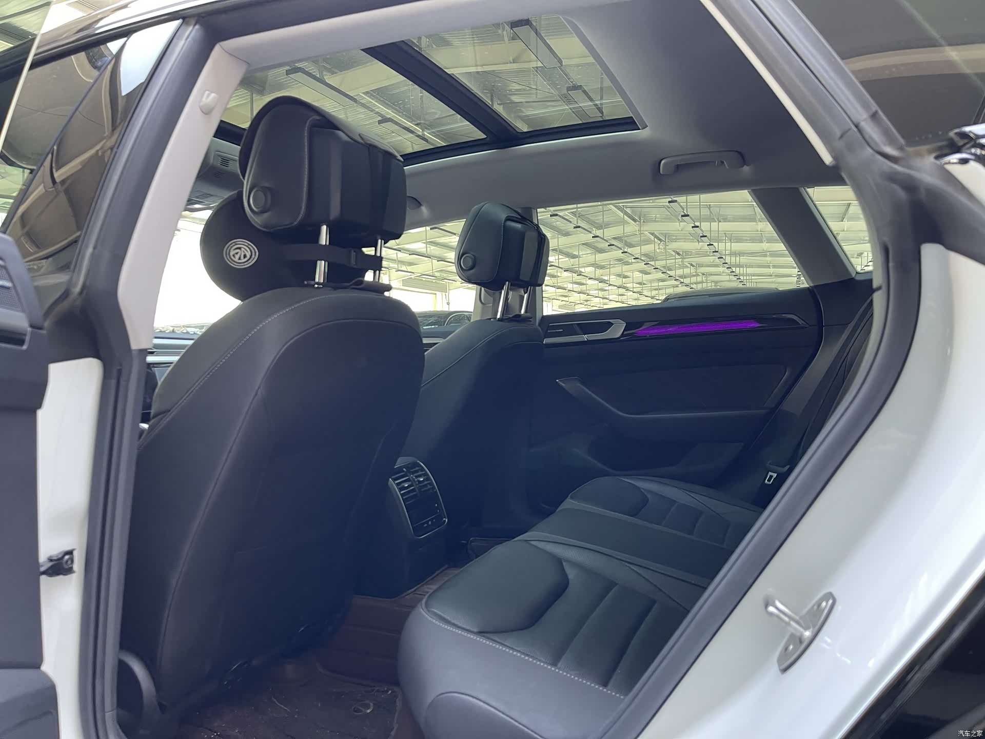 Volkswagen CC, 2024 все фото