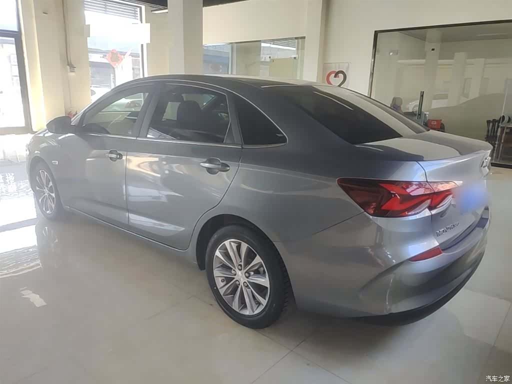 Chevrolet 320, 2021 все фото