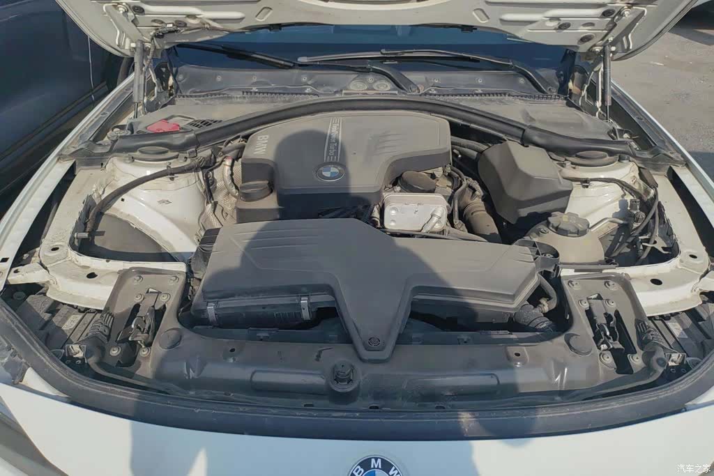 BMW 3 Series, 2014 10