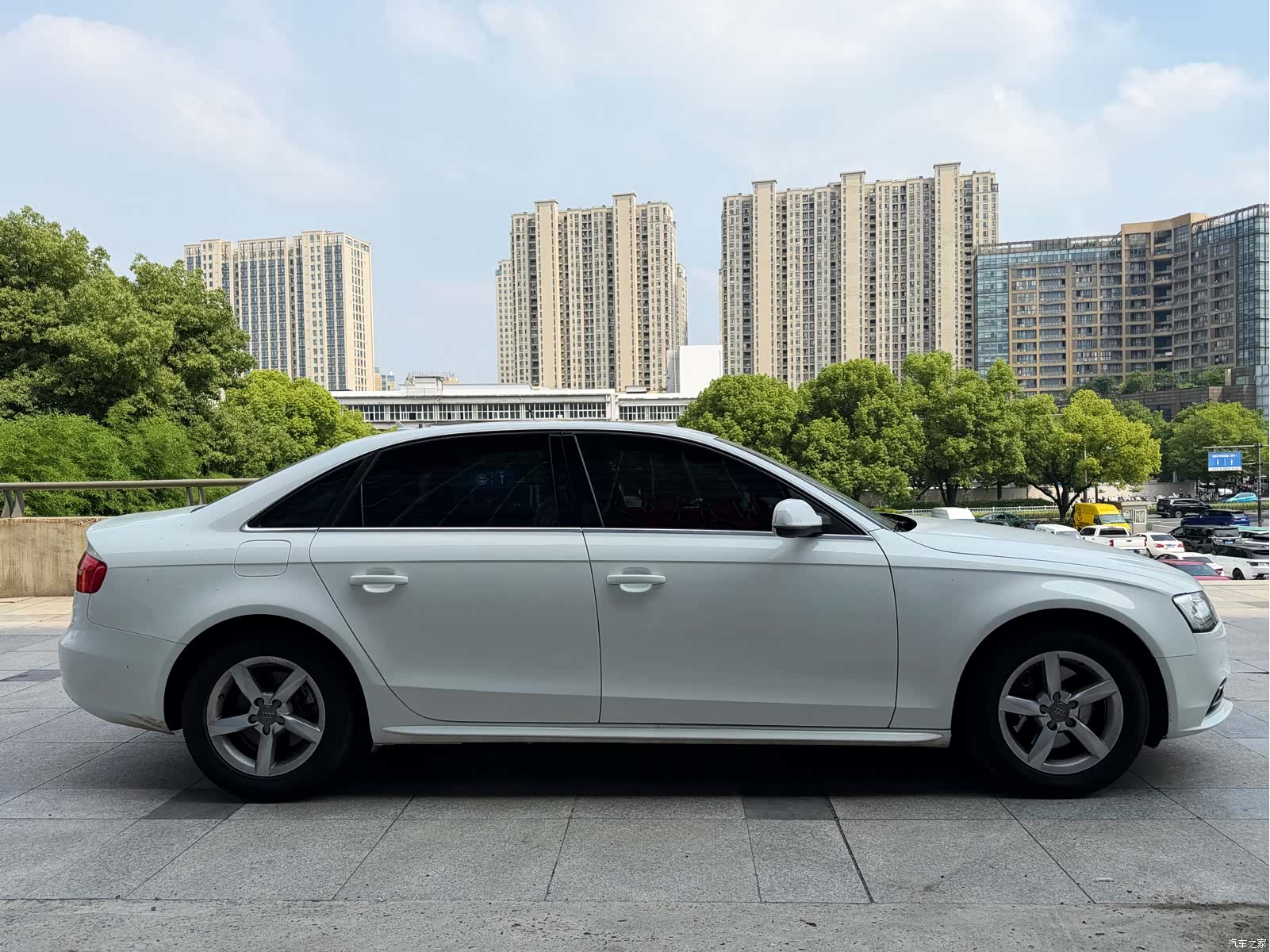 Audi A4L, 2016 7