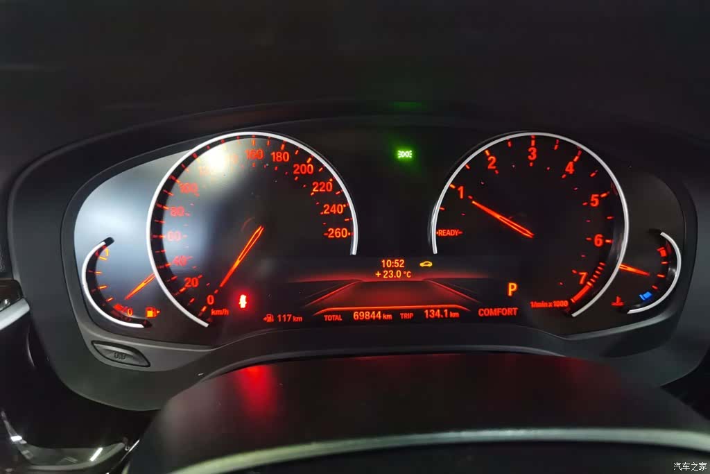 Audi A6L, 2015 14