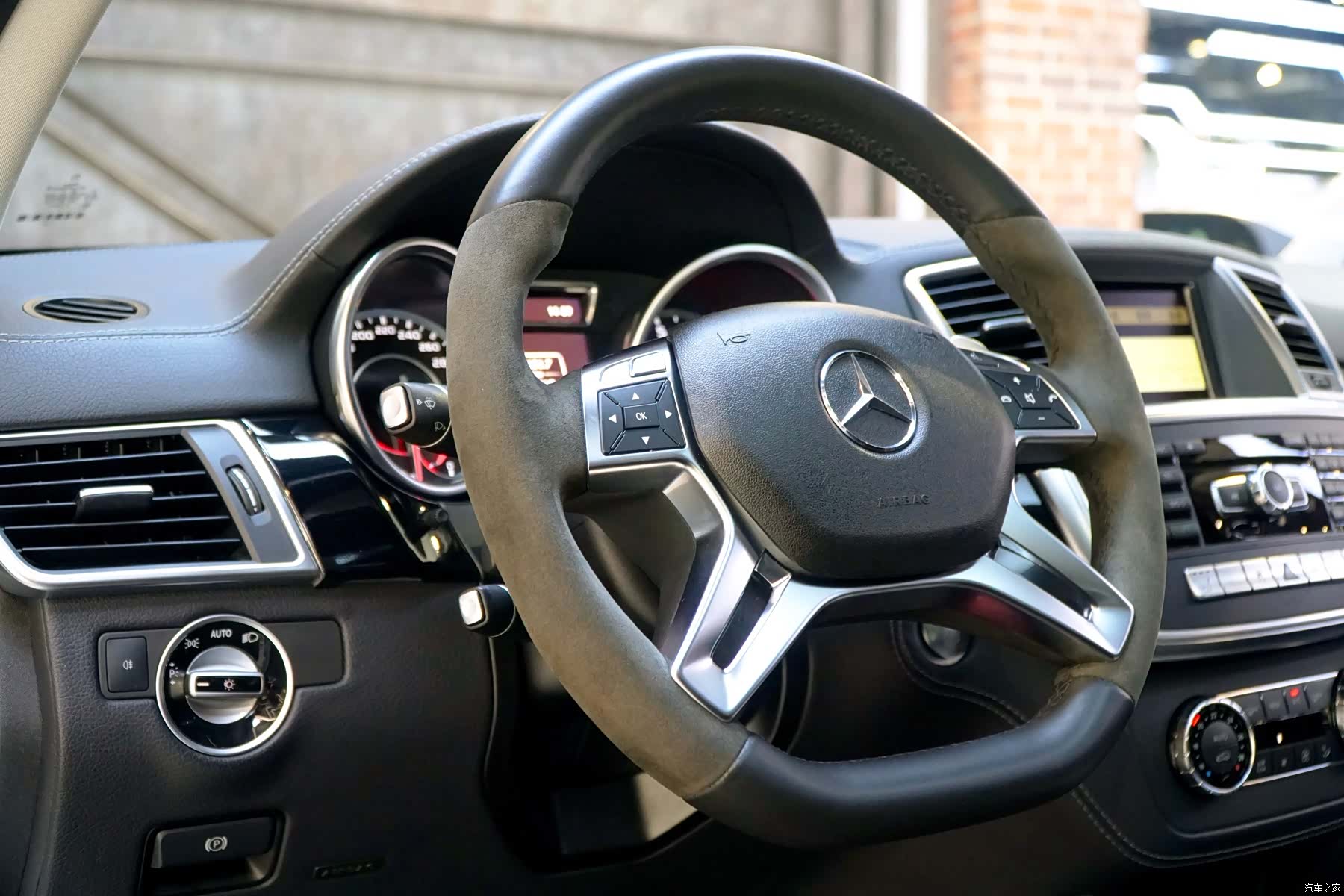 Mercedes-Benz M-Class AMG, 2014 17