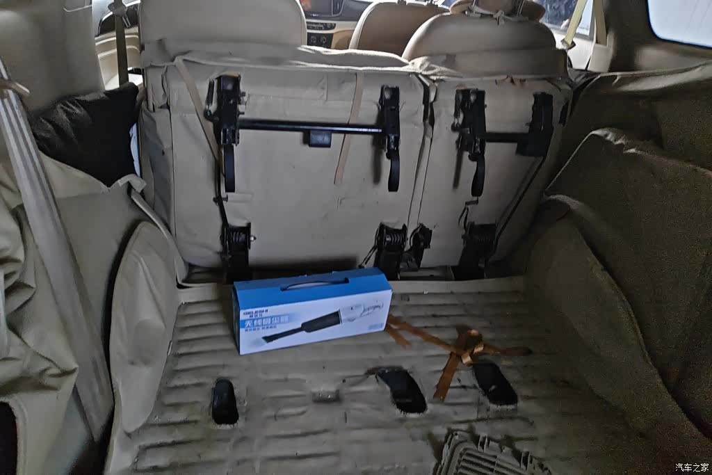 Wuling 730, 2017 4