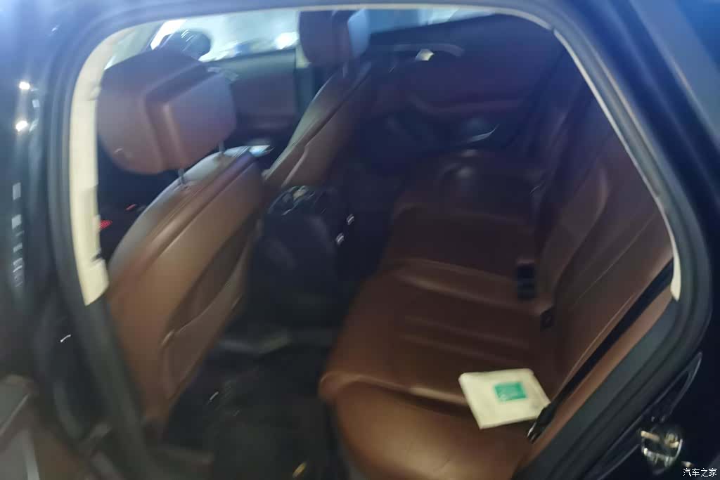 Audi A6L, 2015 11