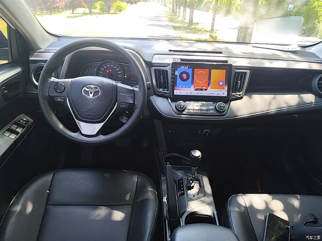 Toyota RAV4, 2019 10
