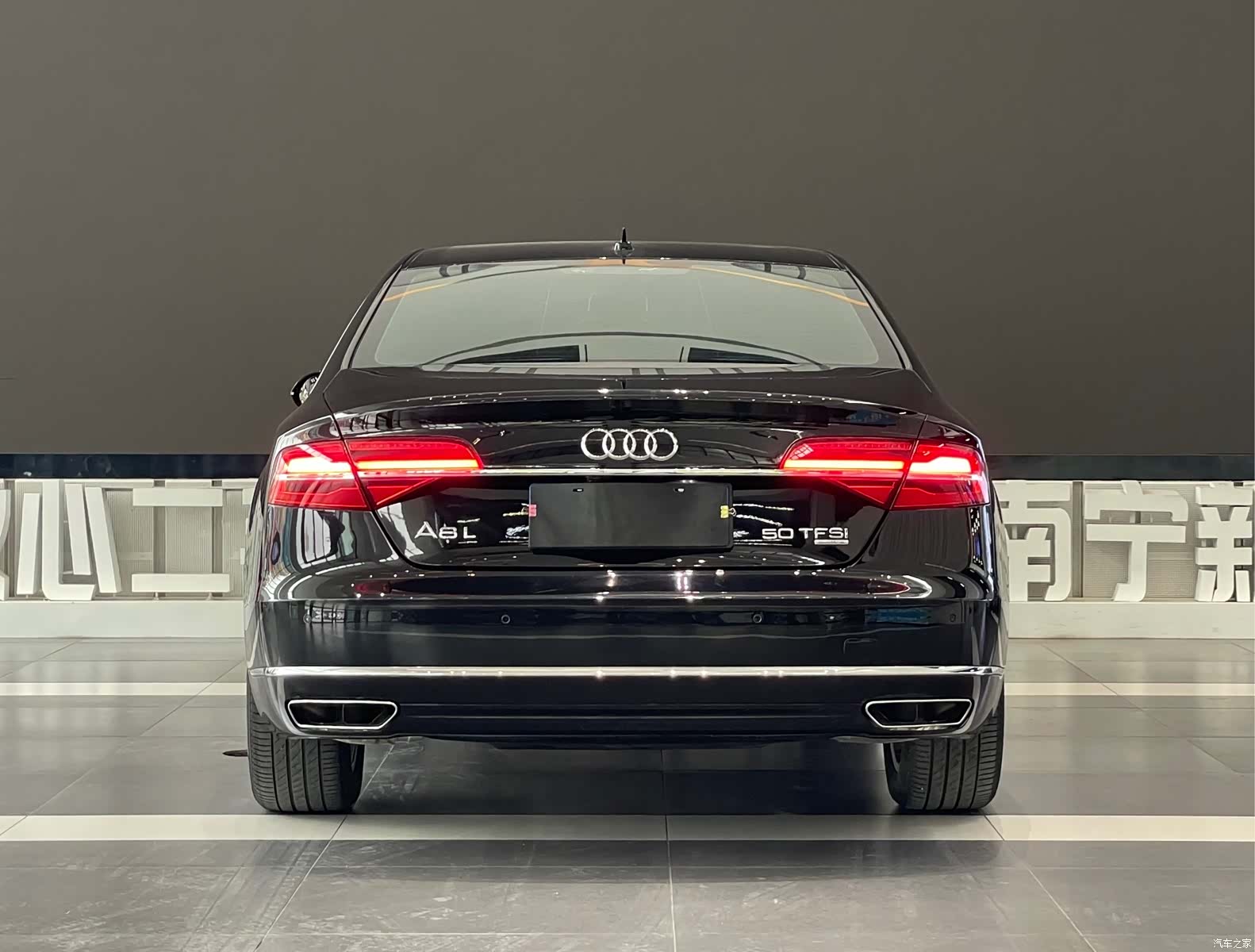 Audi A8L, 2015 все фото