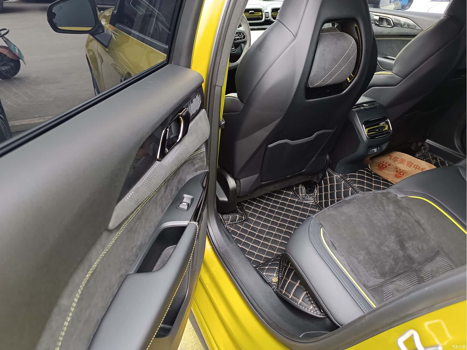 Lynk & Co 02, 2021 9