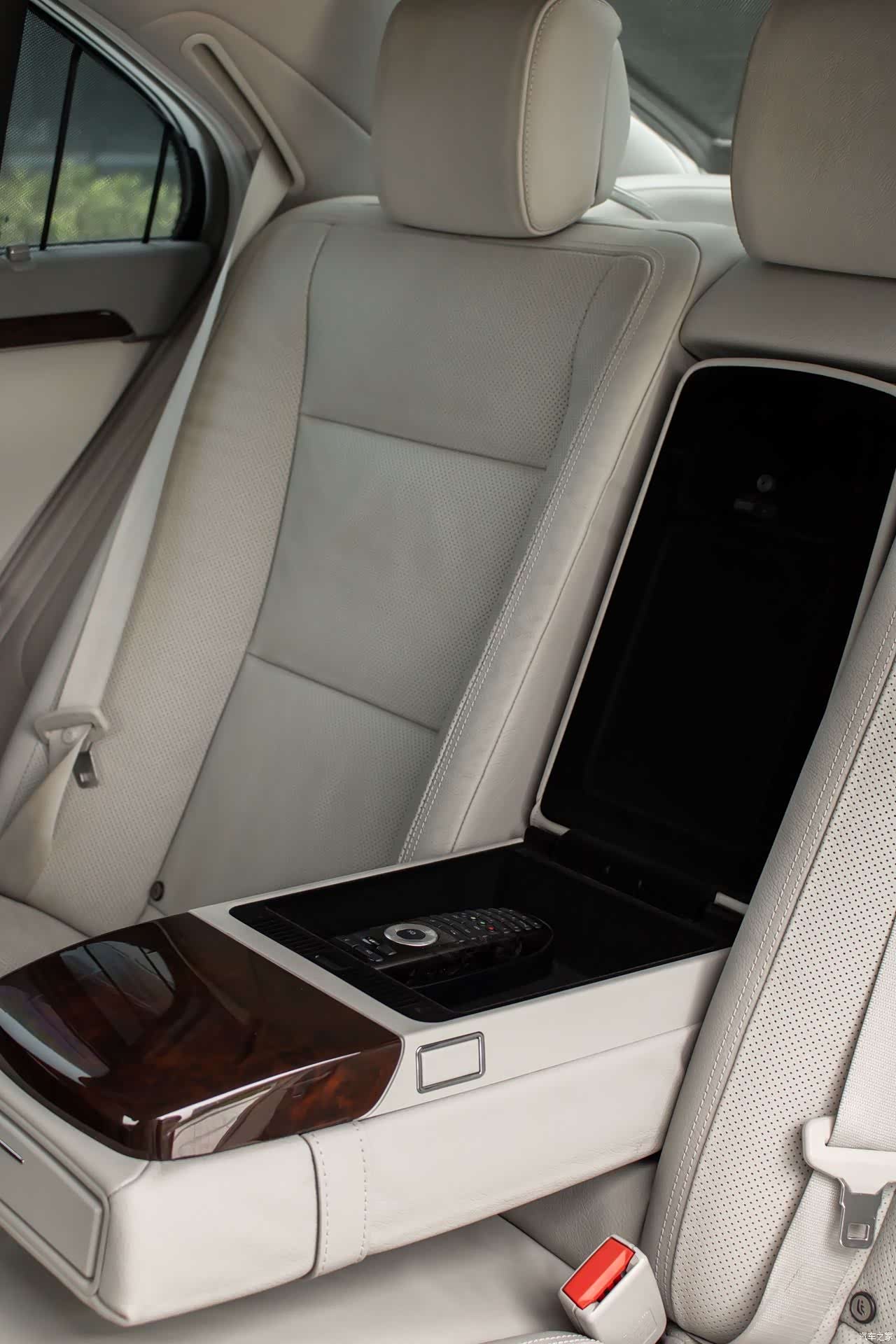 Mercedes-Benz S-Class, 2013 19