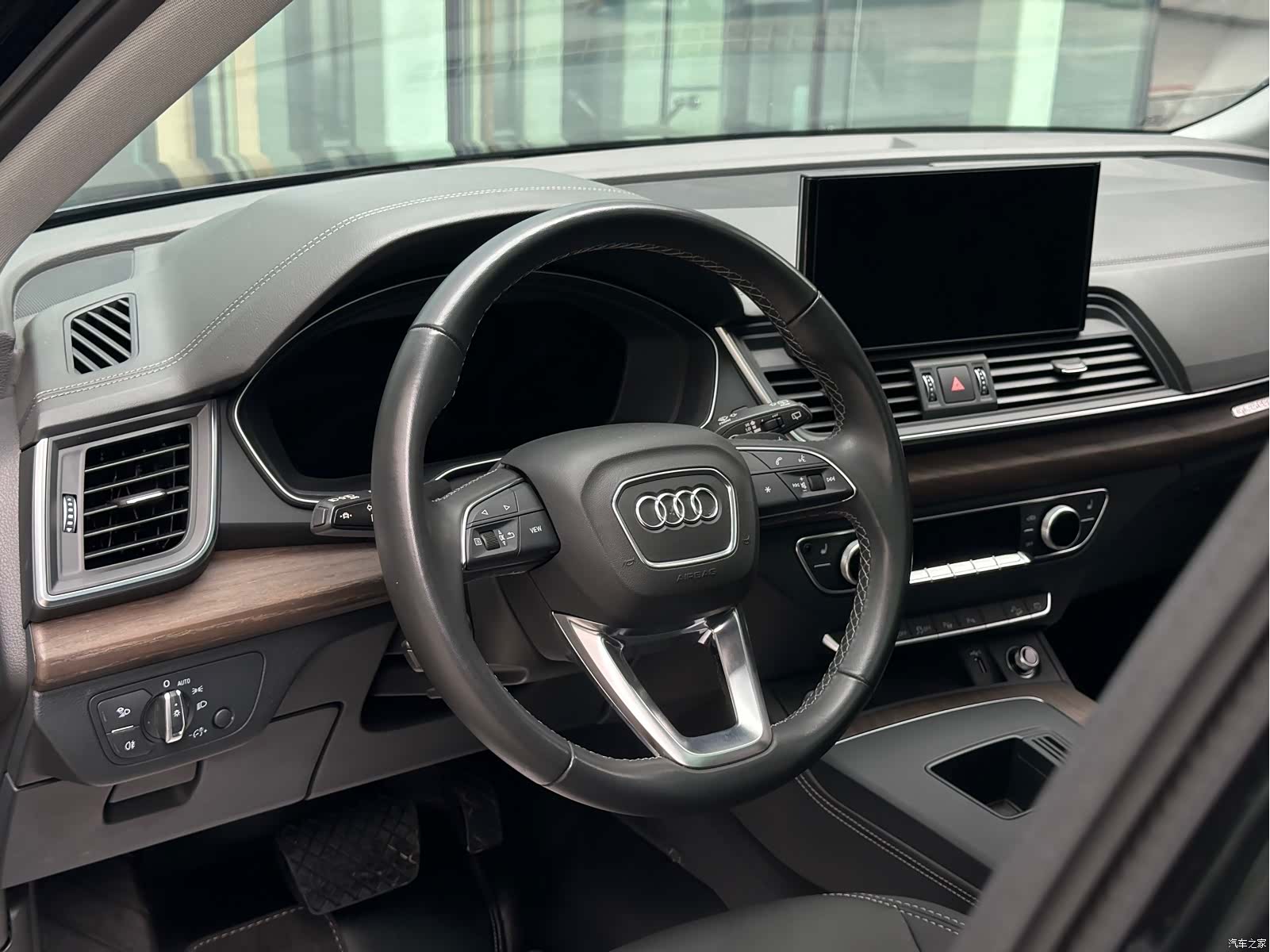 Audi Q5L, 2023 6