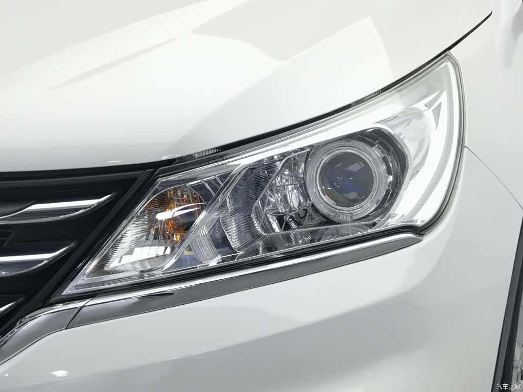 Wuling 310, 2016 7