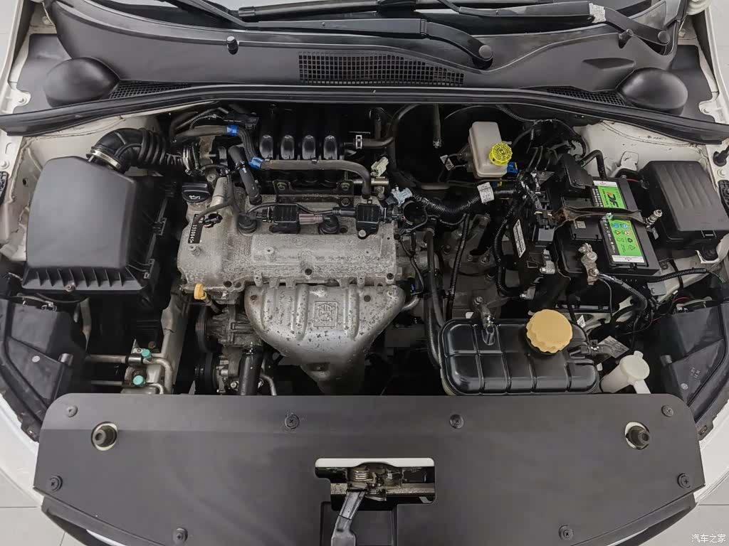 Wuling 310, 2016 6