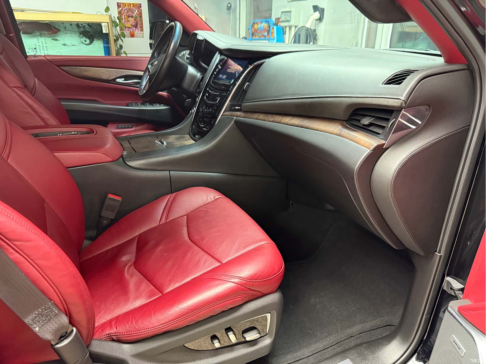 Cadillac Escalade, 2018 17
