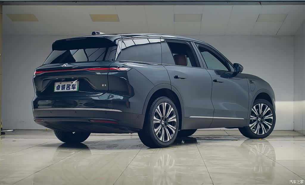 NIO ES8, 2024 18