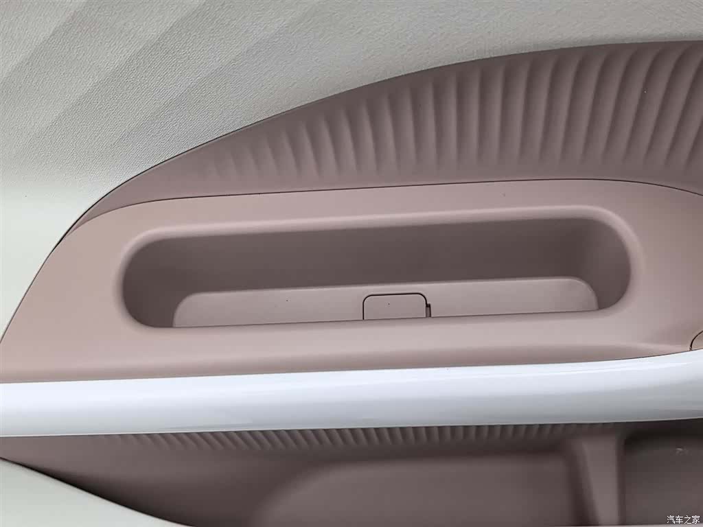Geely Panda, 2025 9