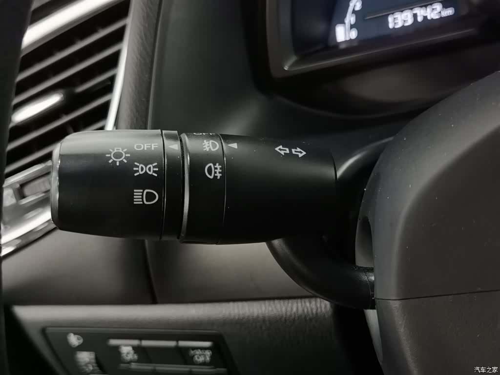 Mazda Mazda3, 2016 21