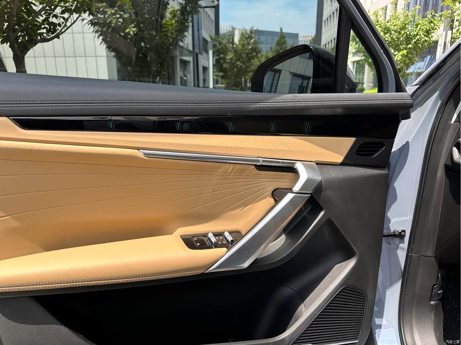 Geely Boyue, 2024 6