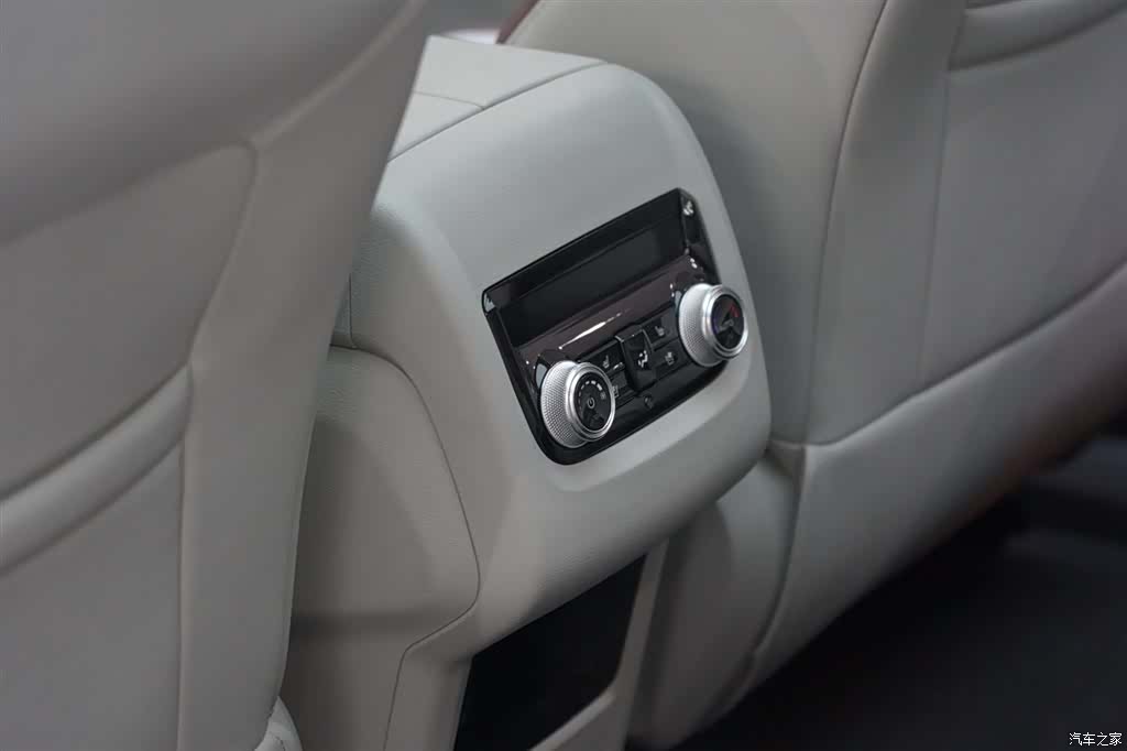 Ford Equator, 2024 16