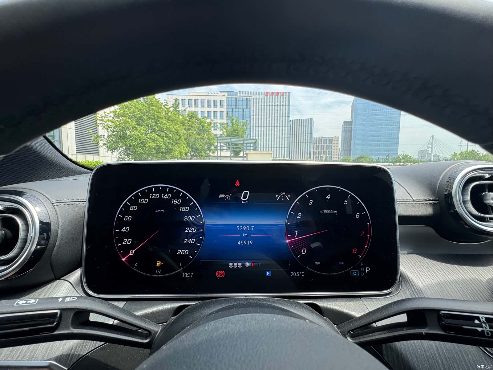 Mercedes-Benz C-Class, 2023 25