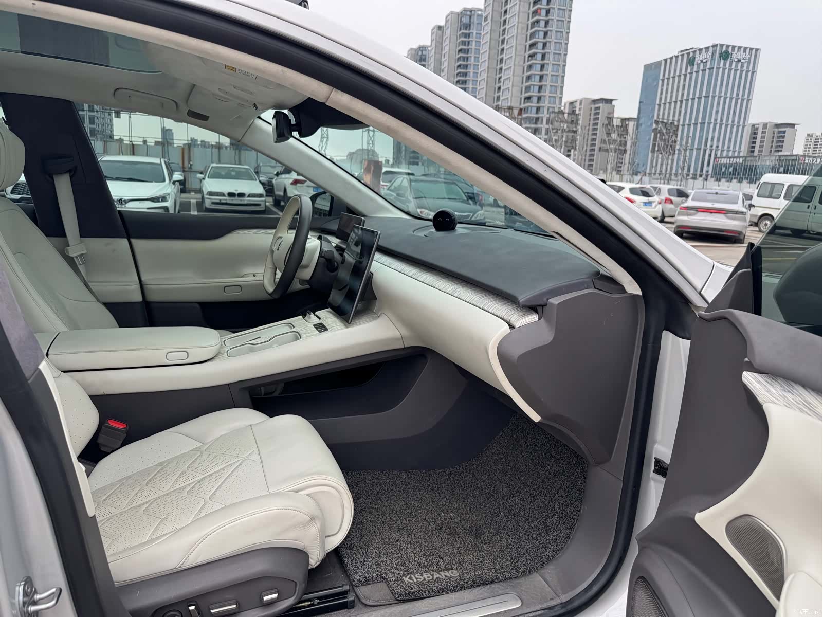 NIO ET7, 2022 11