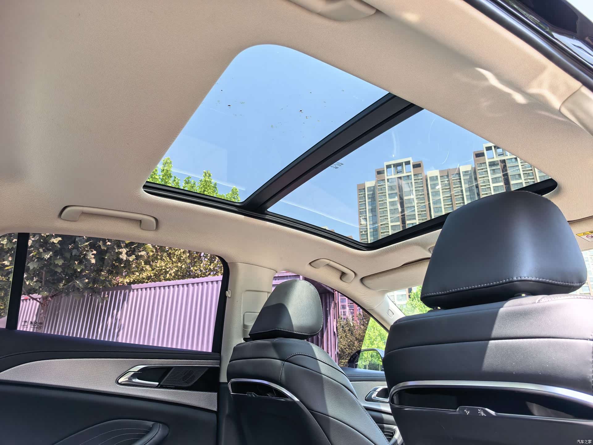 Hongqi H5, 2023 27
