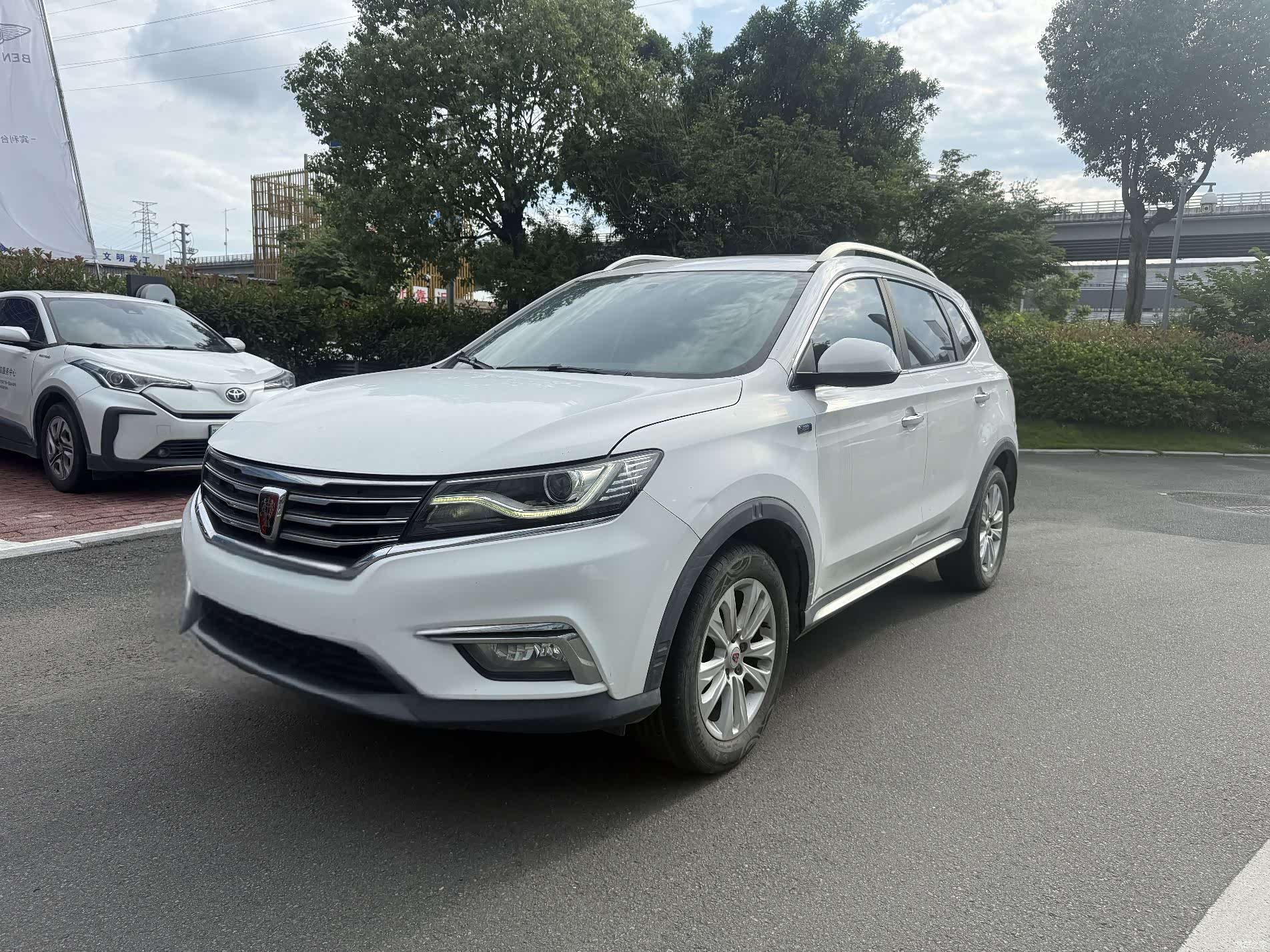 Roewe RX5, 2017 1