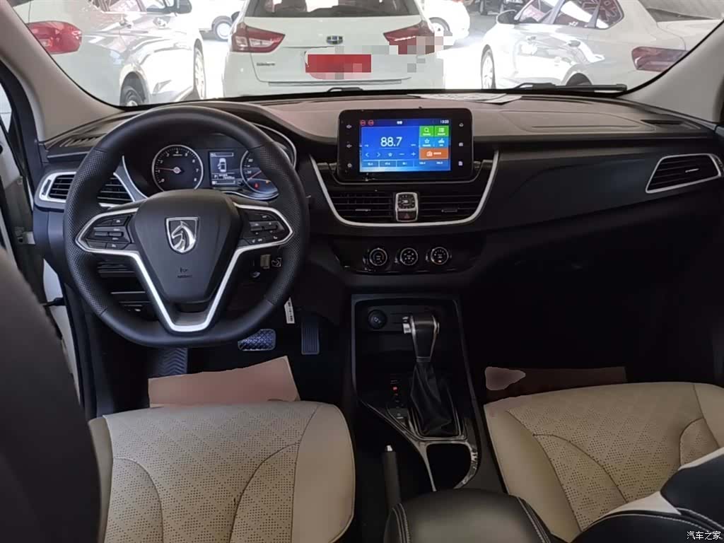 Wuling 730, 2022 10