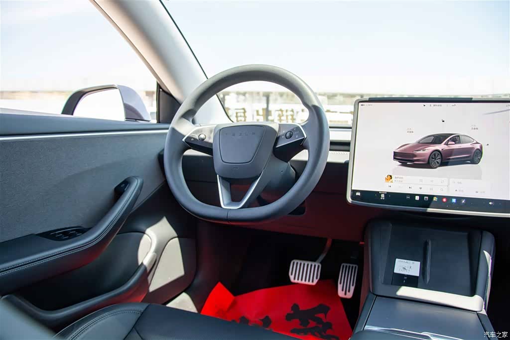 Tesla Model 3, 2024 17