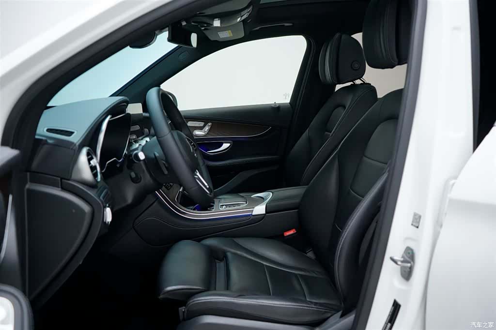 Mercedes-Benz GLC, 2019 17