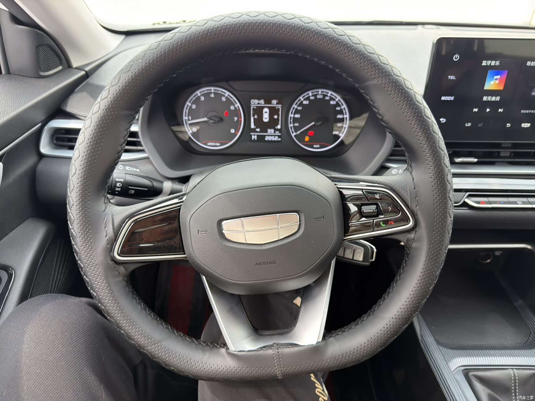 Geely Emgrand, 2024 11