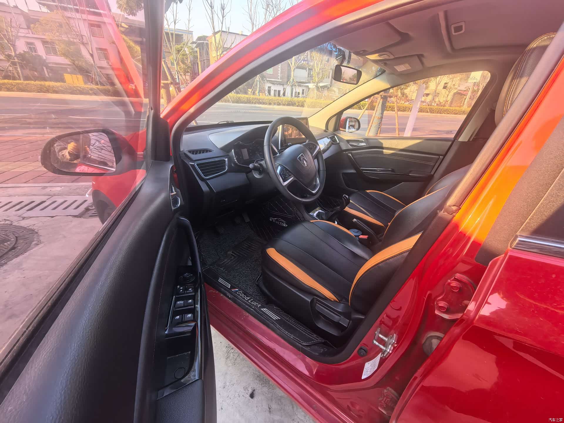 Wuling 310, 2016 9