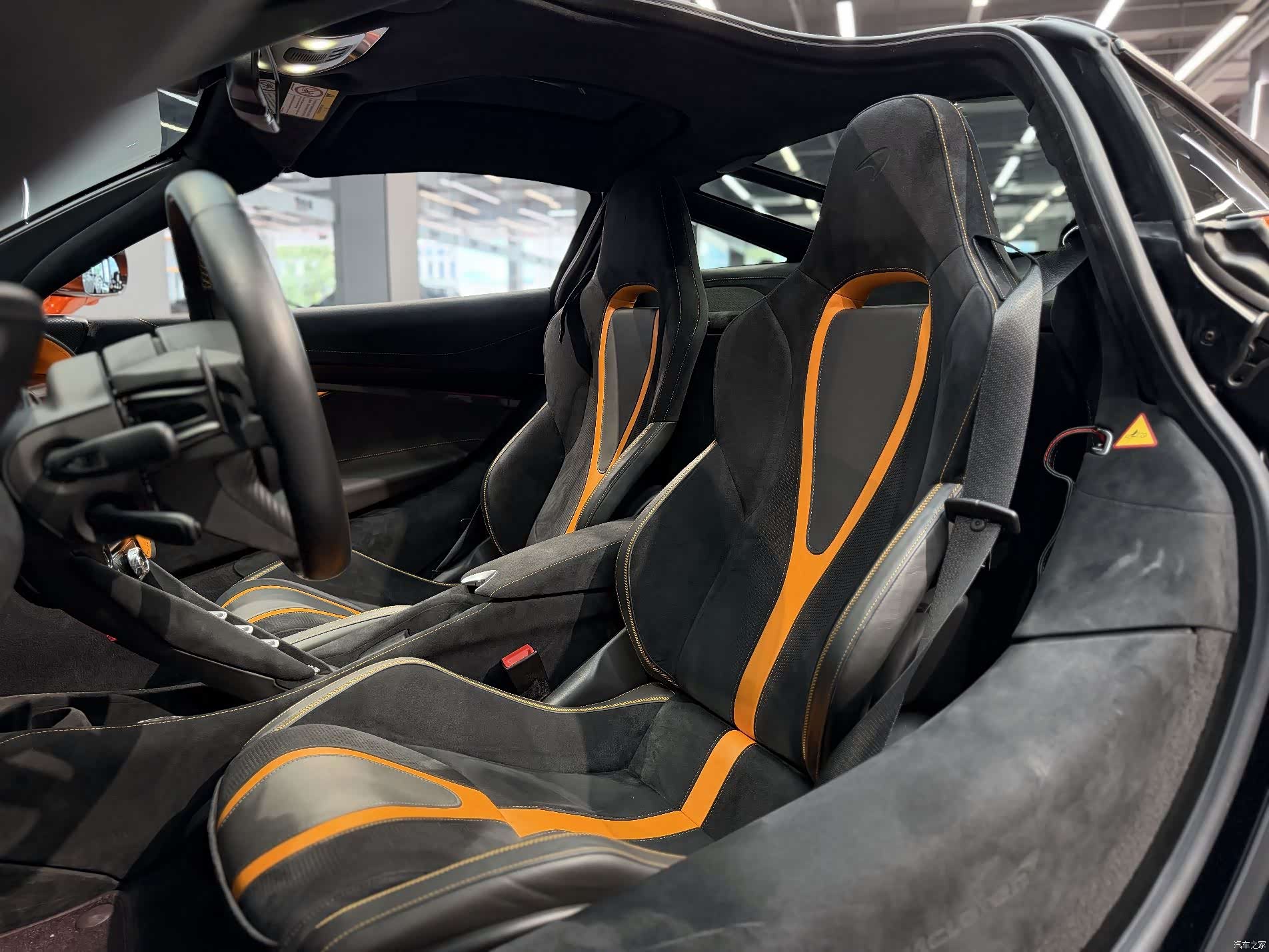McLaren 720S, 2019 4